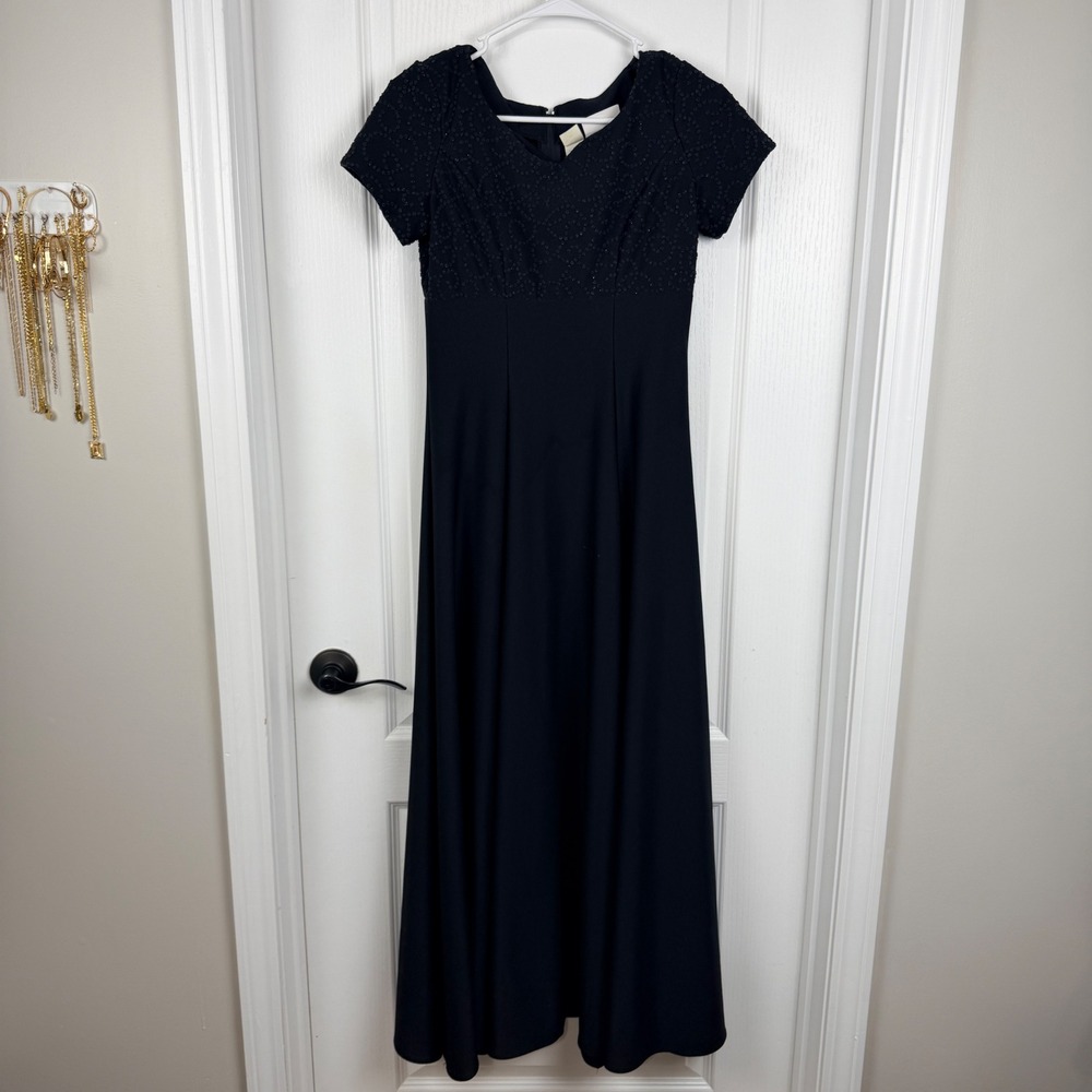 Southeastern Performance Apparel‎ Black Beaded Maxi Dress Youth 12 Melisma D-449